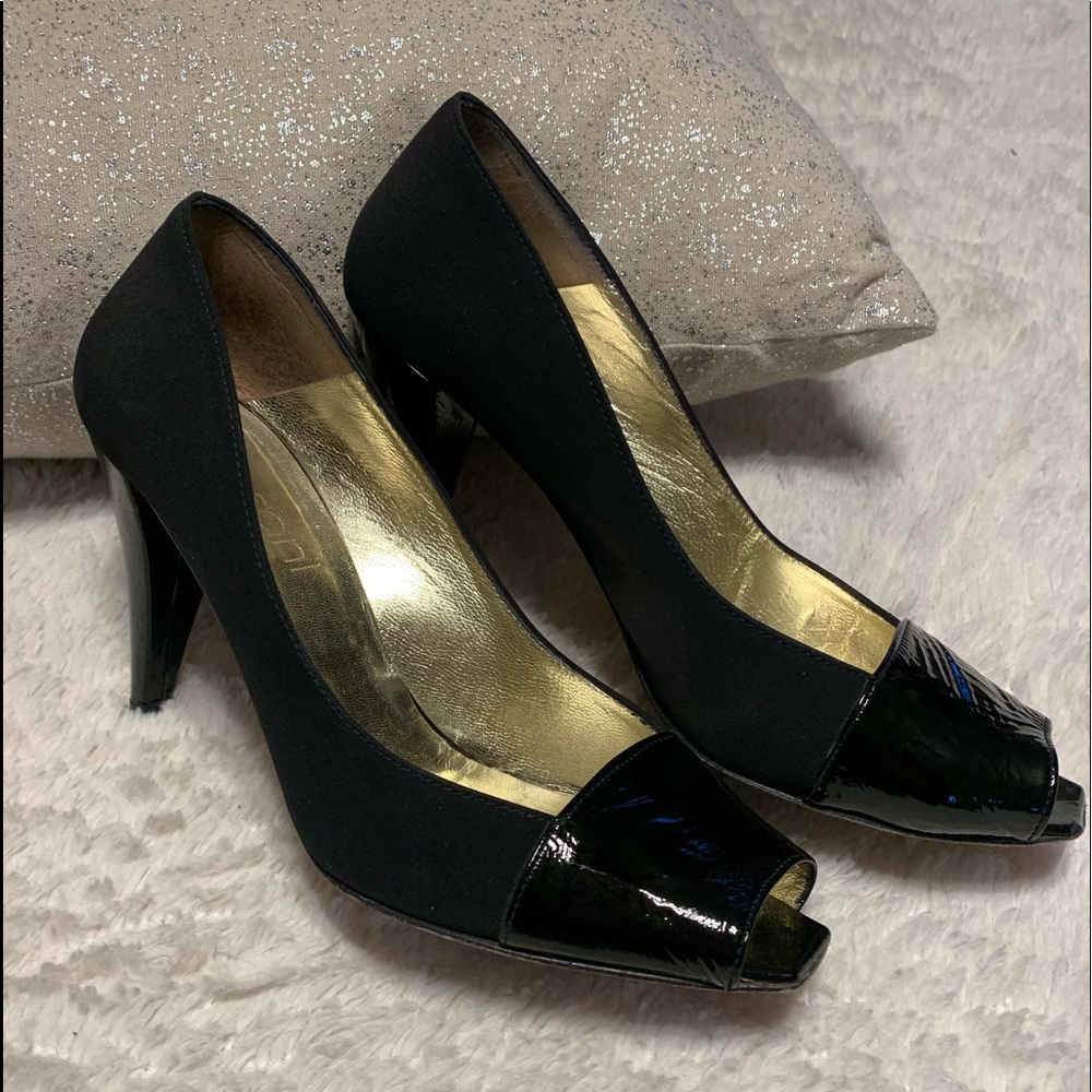 Versani black heels peep toe